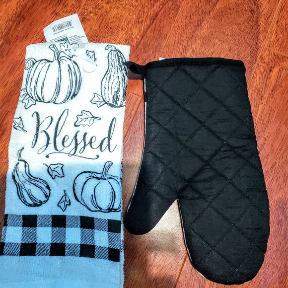 NWT Blessed kitchen towel & harvest oven mit - Picture 4 of 8